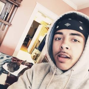 Meet your Posher, Ray